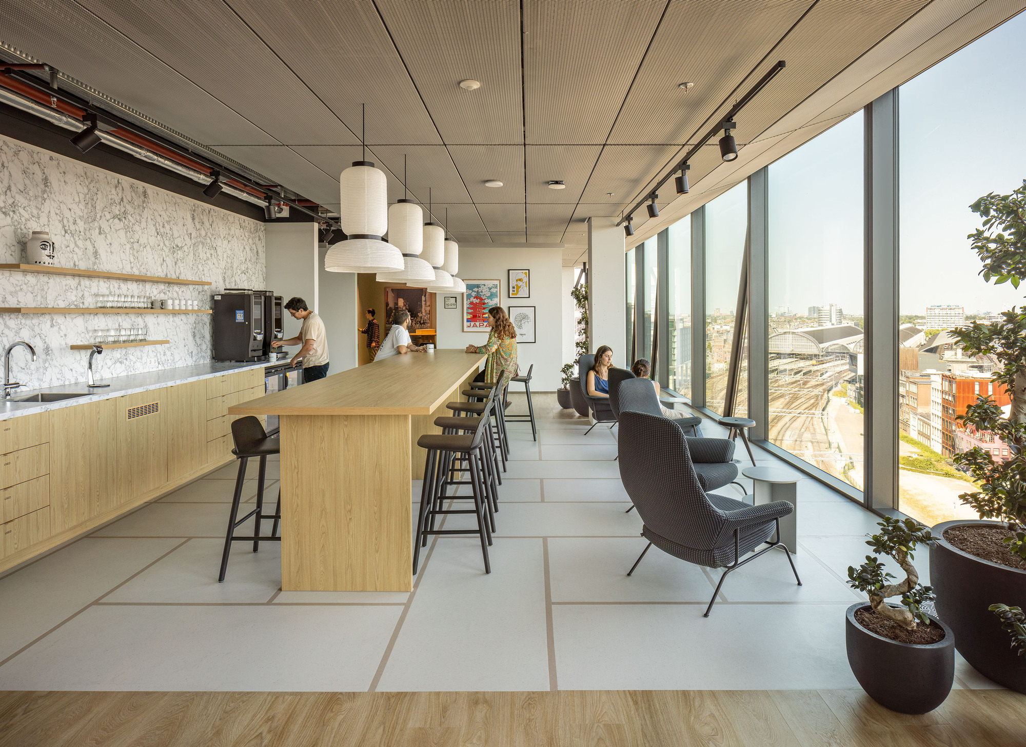 预订城市校区（的相关事务）

注：这里BOOKING理解为预订行为，CITY CAMPUS是城市校区，整体意思推测是预订与城市校区相关的事物，如场地等，但由于缺乏更多语境，只能做此宽泛翻译 丨荷兰阿姆斯特丹丨UNStudio,HofmanDujardin等多家-63