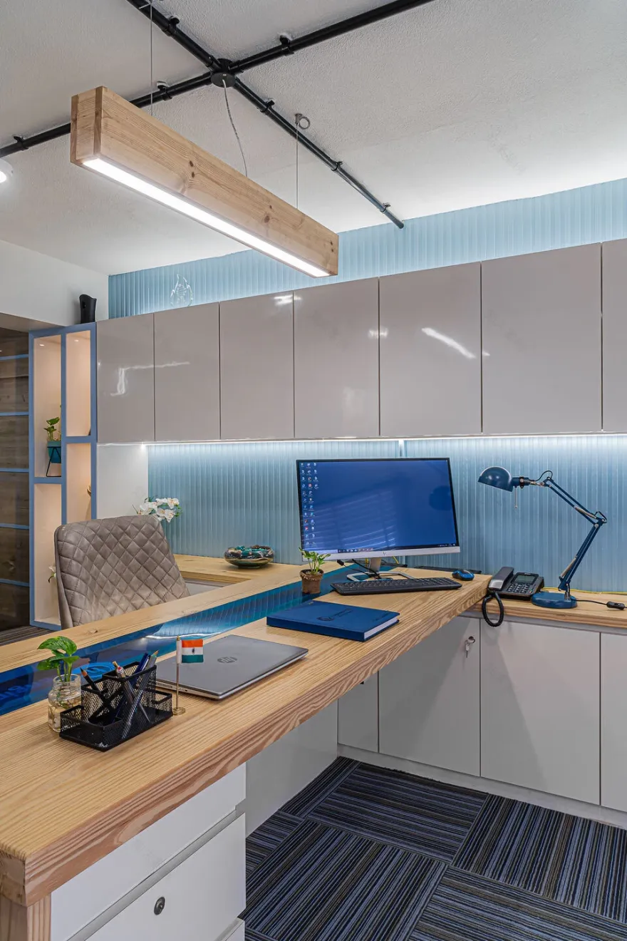 情感注入的 360 平米梦幻工作空间-34