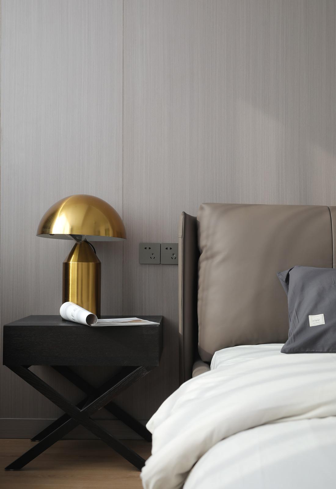 玄关景窗引视线,客餐吧台巧分割-24