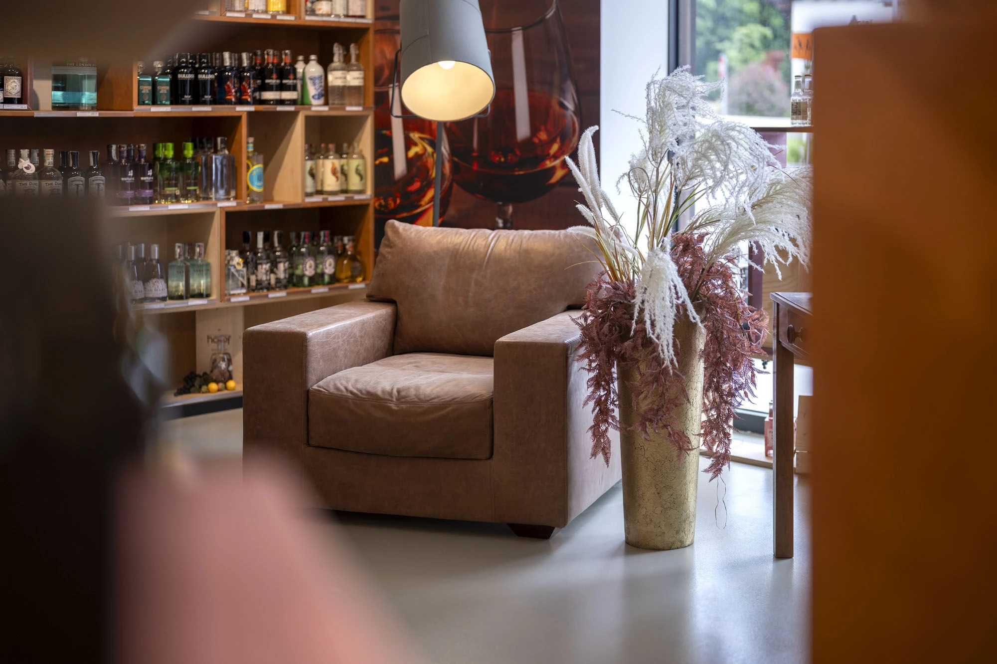 饮料市场竖琴丨monovolume architecture + design-25