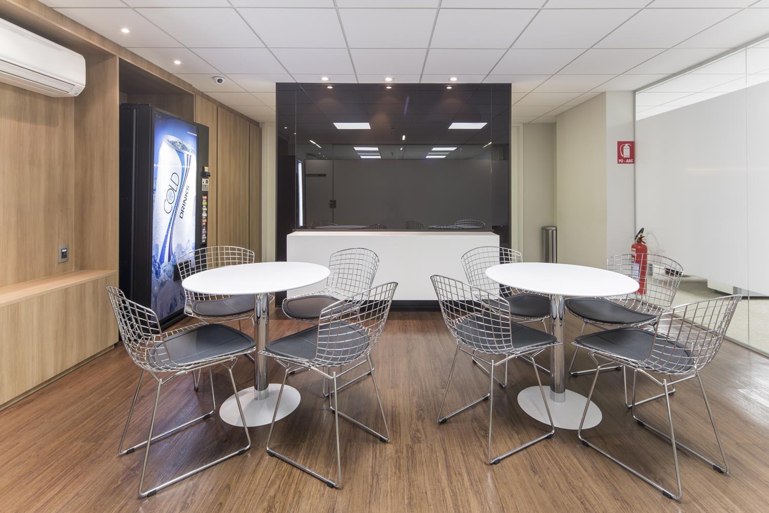 巴西 DF 商业建筑 | 玻璃之魅，2012-2013 年最新设计-8