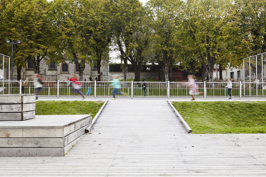 法国小城中心广场的再生设计-4