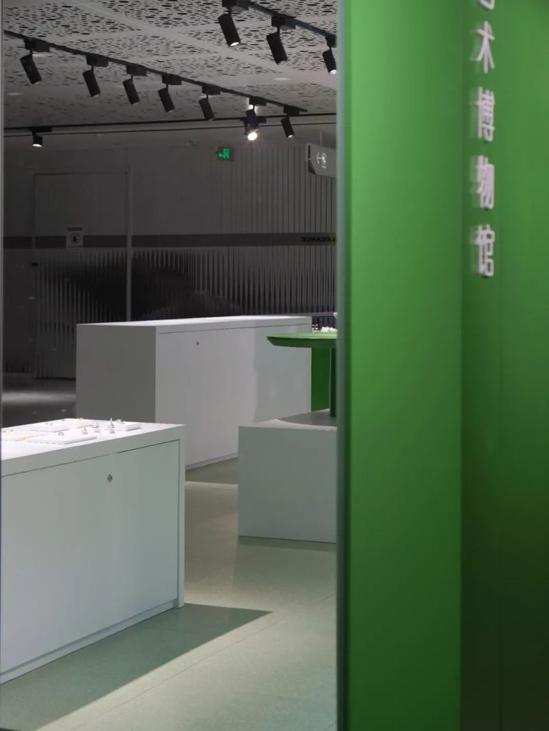 游动的几何·微型珠宝艺术博物馆丨中国杭州丨匠研组设计事务所-20