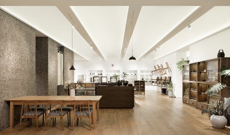 迷失与找回的对话 · C+ Architects 打造温暖洗石空间-2