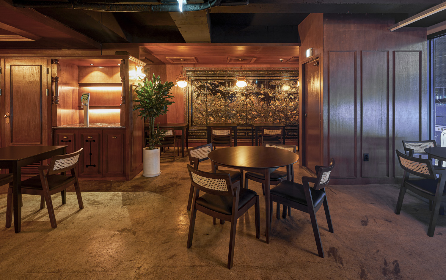复古风 34 平小餐馆，精致美食空间-8