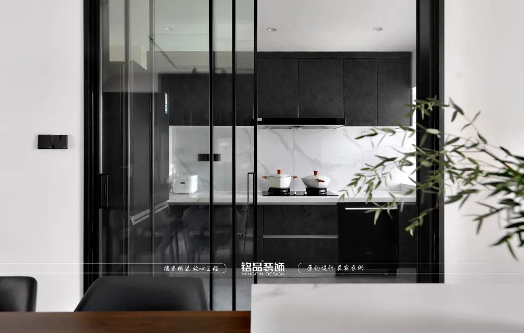 黑白简约,现代时尚 · 150㎡温馨舒适家居设计丨铭品装饰-34