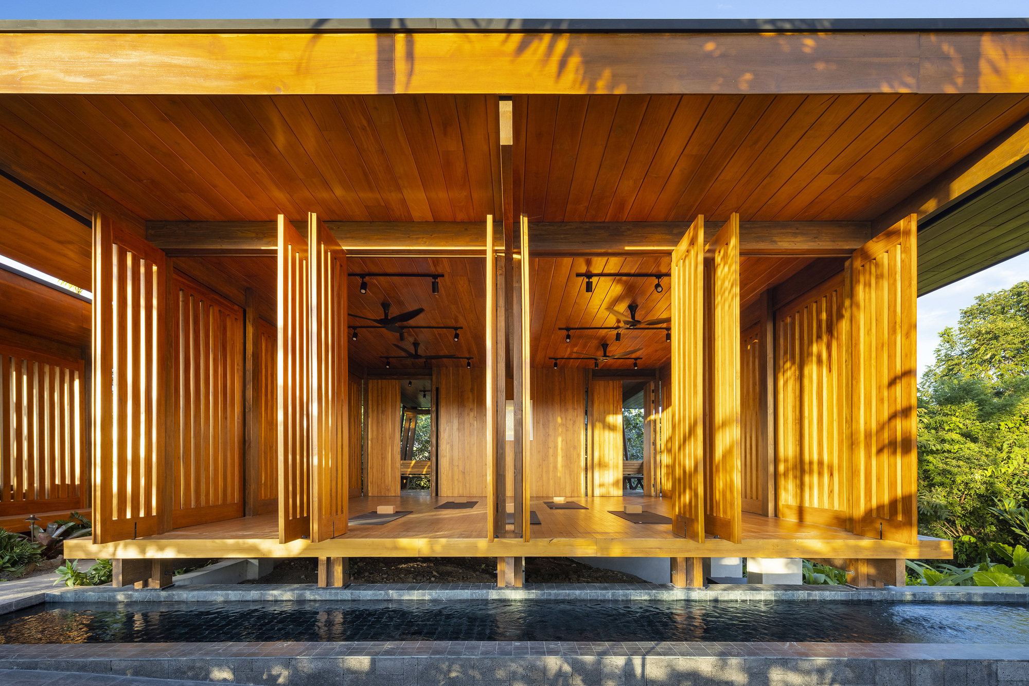 洛马·萨格拉达之家丨哥斯达黎加丨Salagnac Arquitectos-33