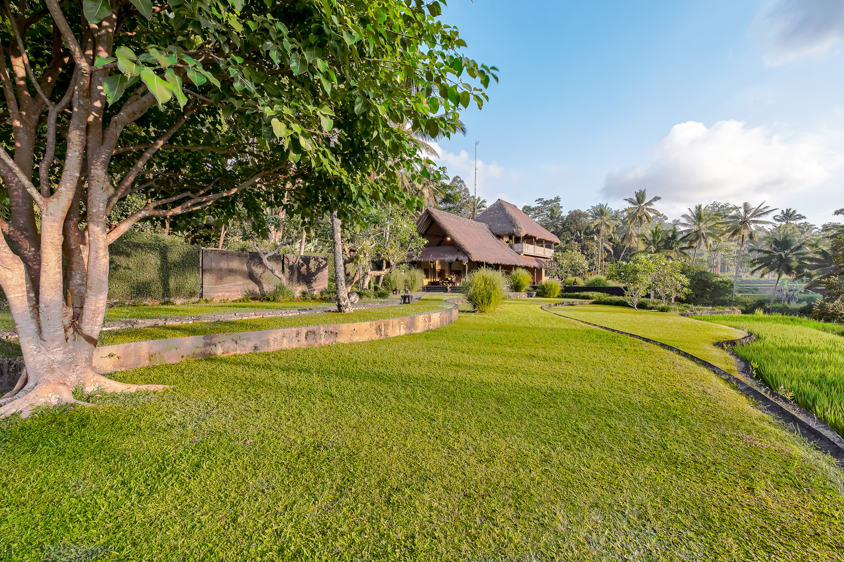 Villa Kelusa 别墅外观照片丨@agung_abeevisual-2