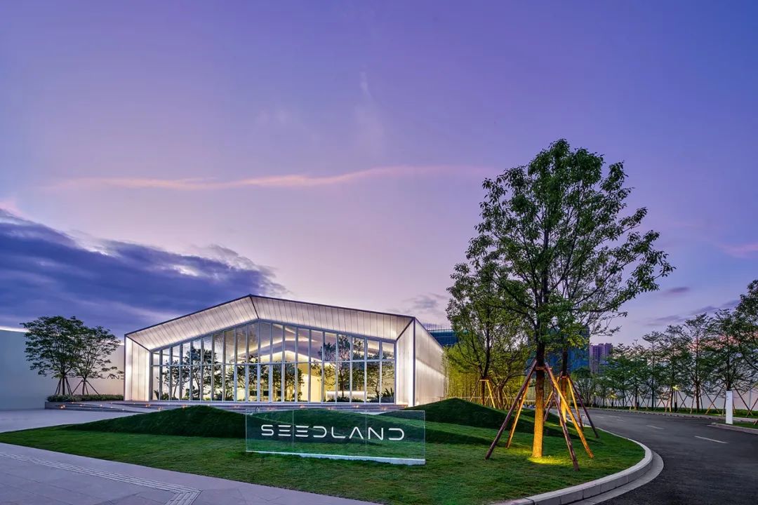 实地清远蔷薇熙岸销售中心丨中国清远丨新加坡FORMWERKZ-3