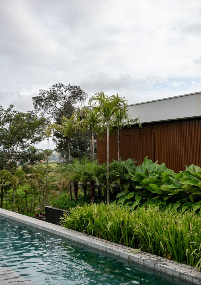 兄弟情深的个性化混凝土夏屋丨Mateus Monteiro-40