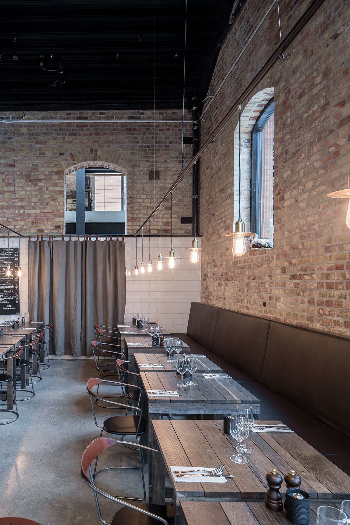 马尔默市场 | 旧货运站改造的全球美食爱好者目的地-32