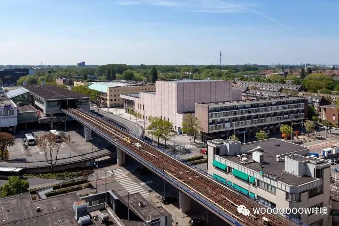 鹿特丹 Zuidplein 剧院——城市文化新地标-0