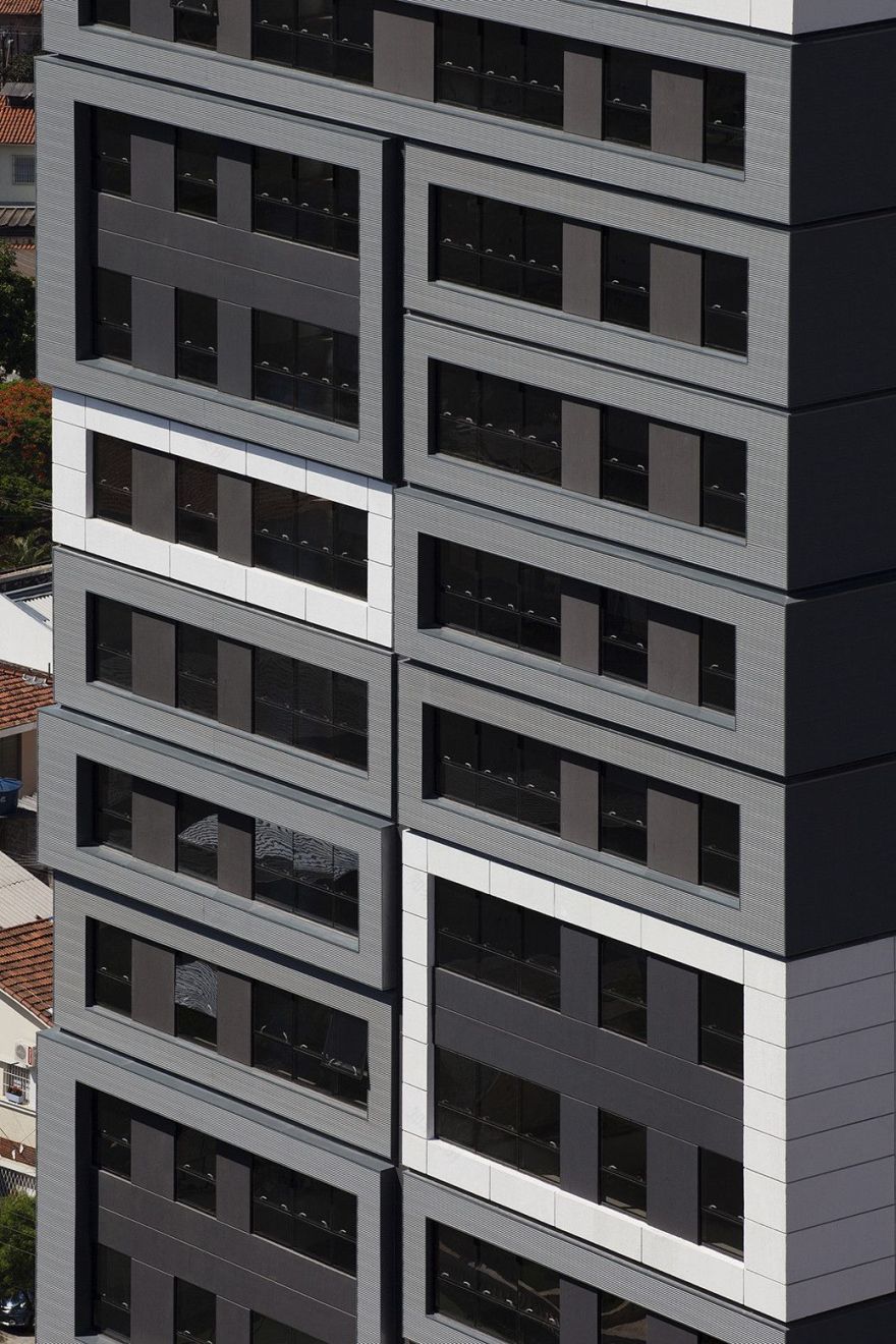 巴西圣保罗 Campo Belo 住宅大楼,灵活空间与工业风格的完美结合-11