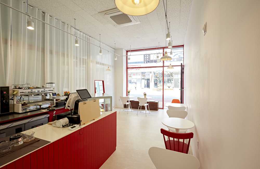 红点设计可爱 12 平米单身公寓-9