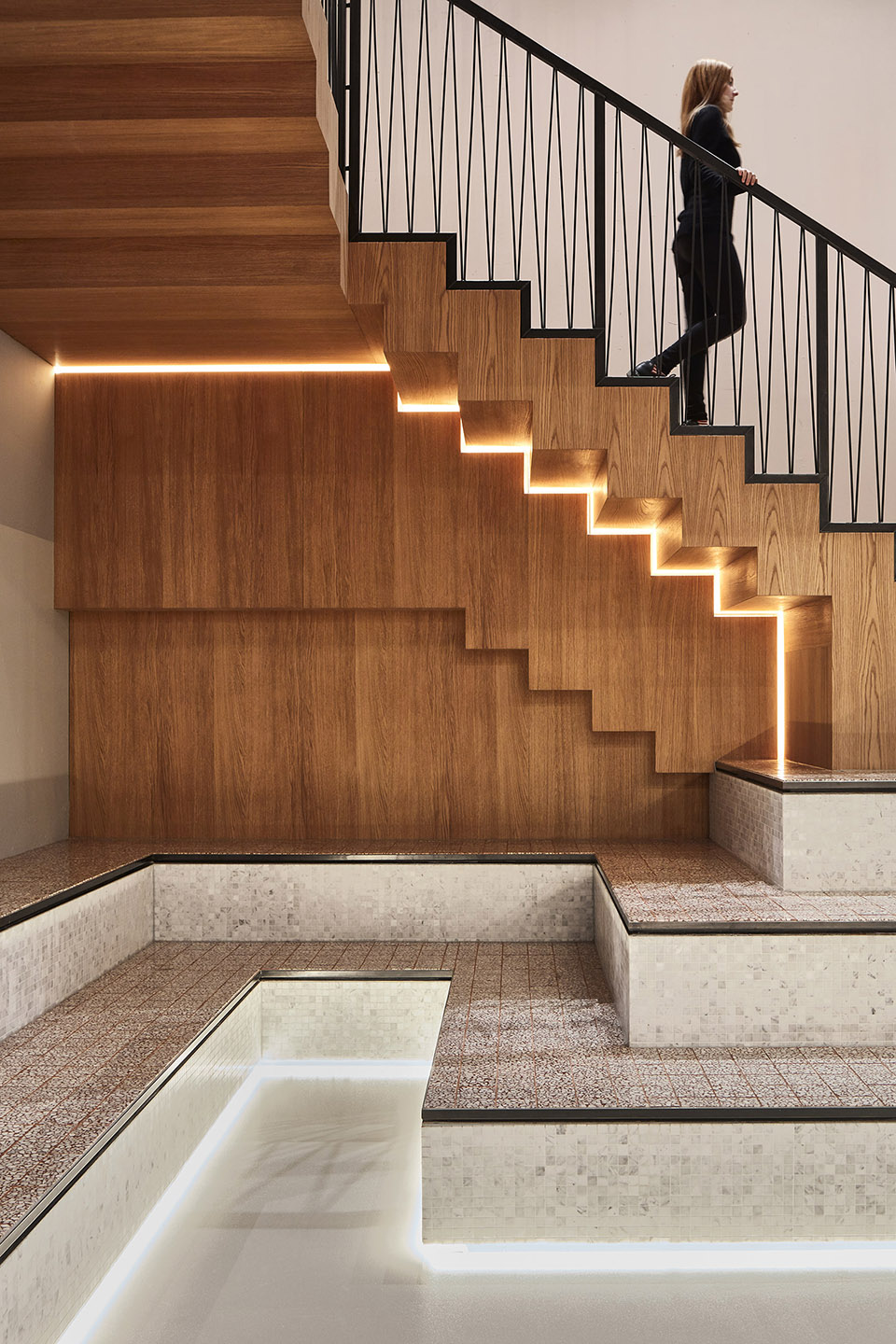 Foodhallen美食广场海牙店,荷兰 / Studio Modijefsky-76