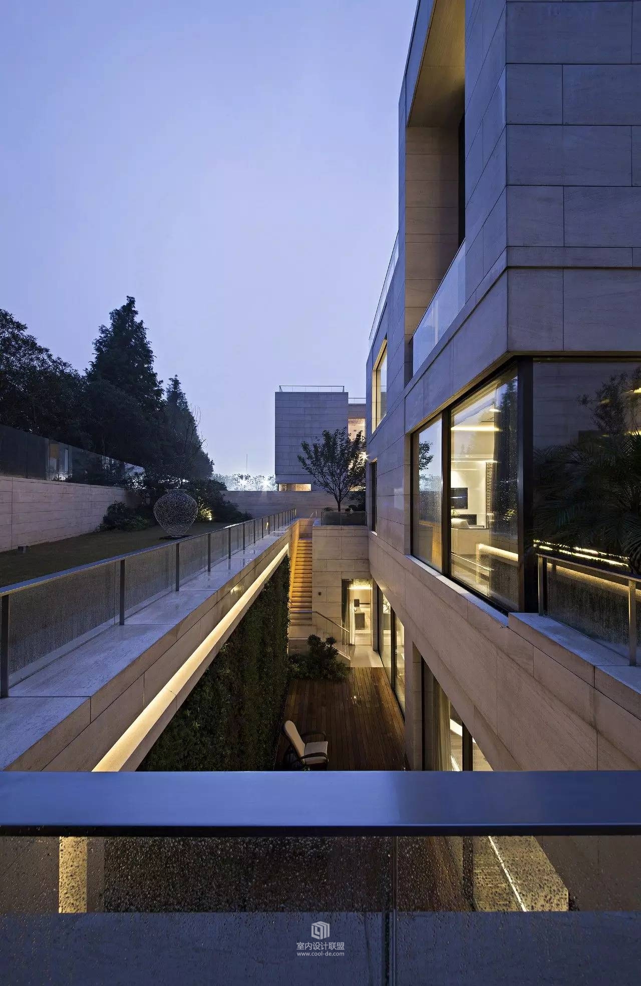 梁志天--上海古北1号#11别墅-9