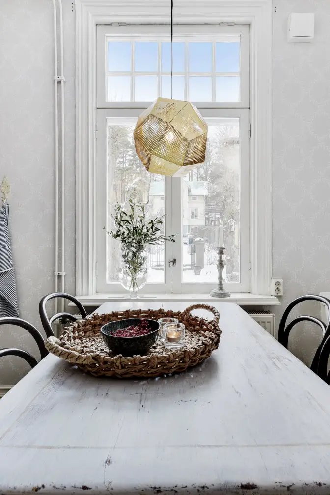 童话色彩的瑞典小屋 | 粉嫩外表引人入胜-9