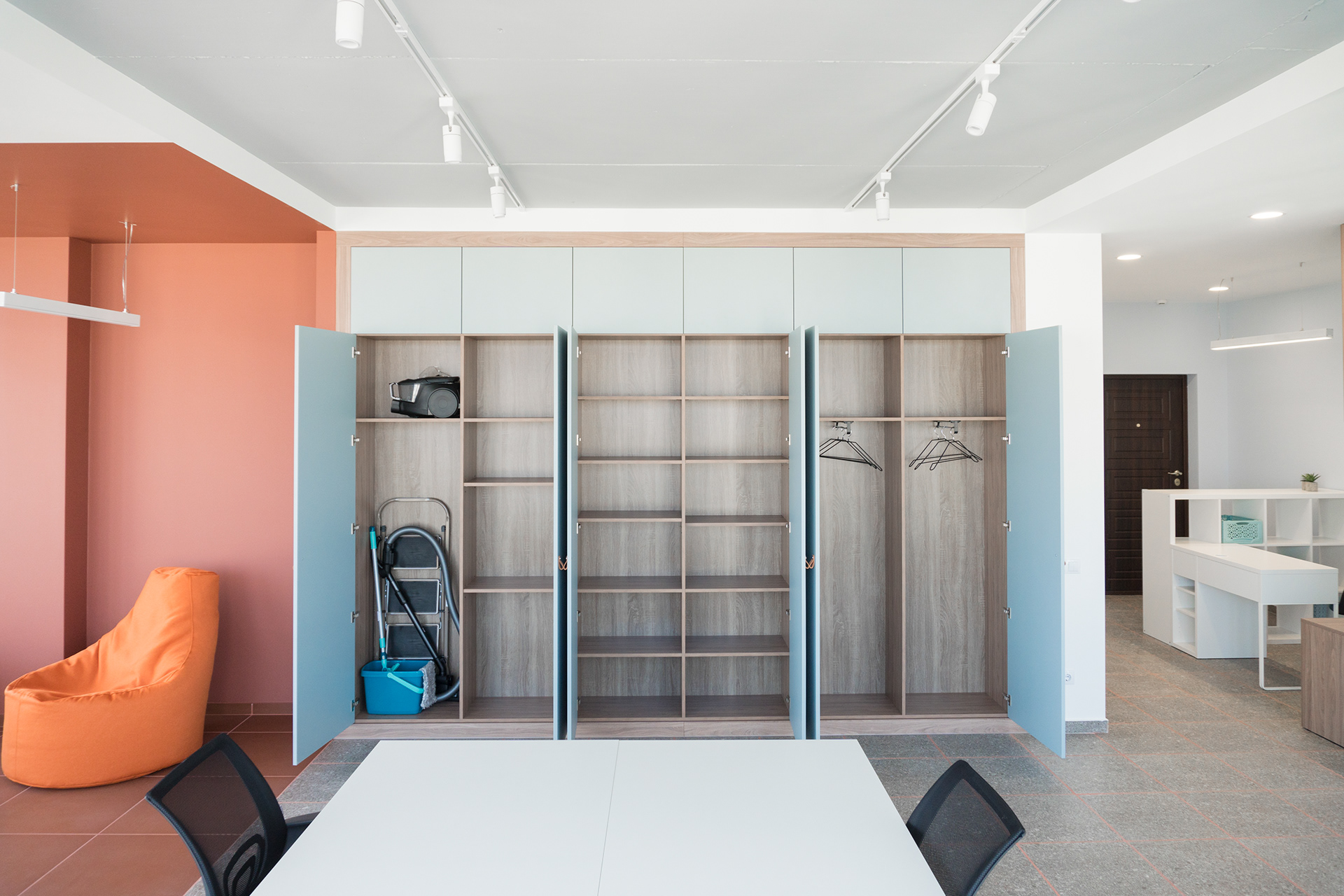 Office "40": 65 sq.m (Real)-24