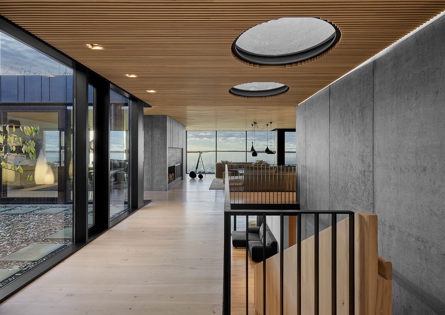 冰岛雷克雅未克七口之家现代住宅设计-17