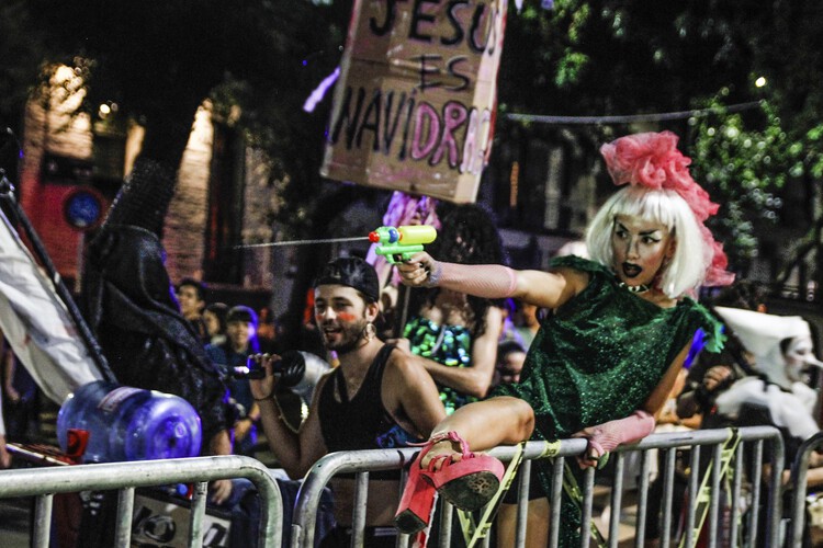 酷儿空间:LGBTQIA+ 地点和故事图集-19