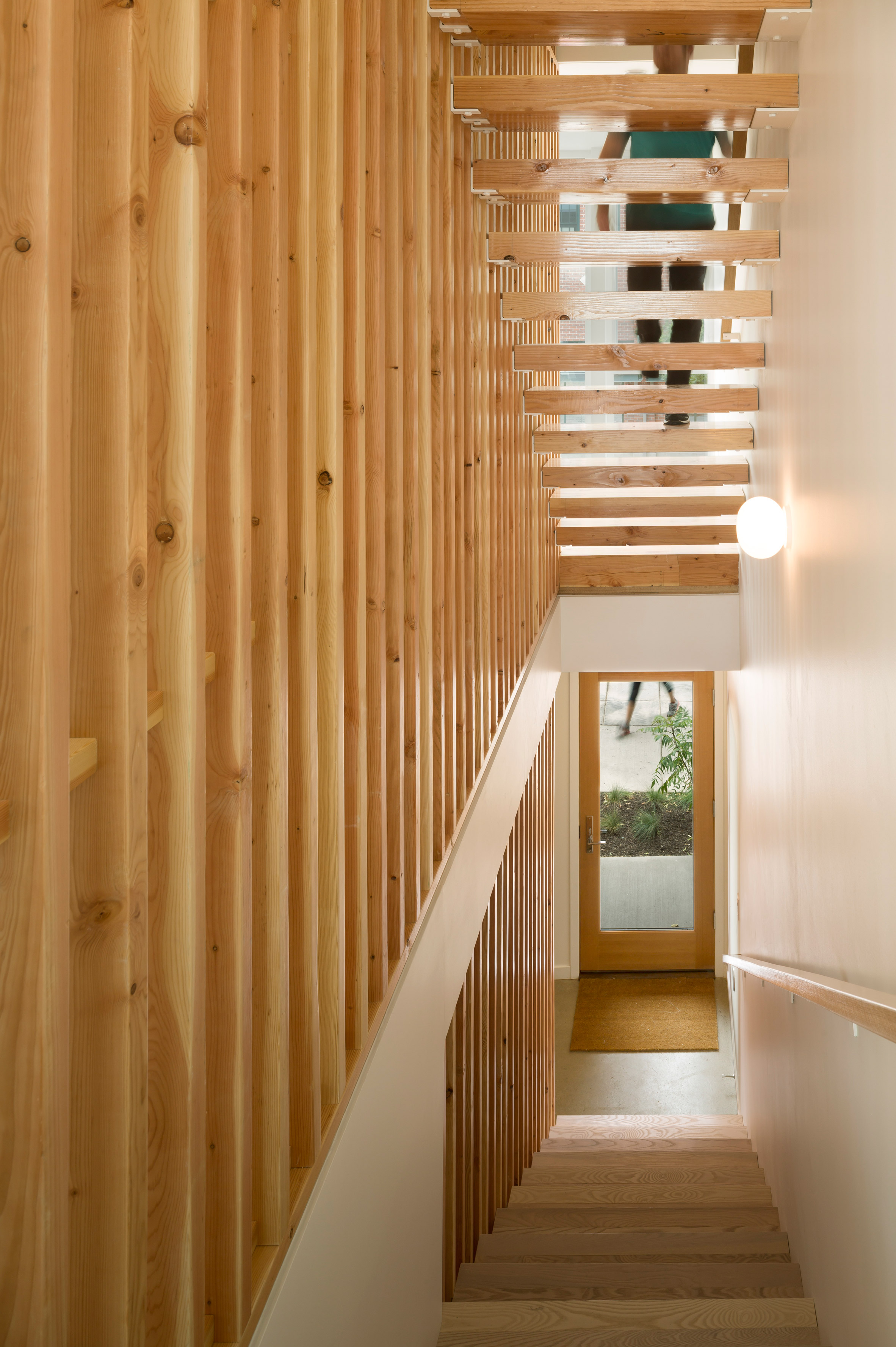 Hacker Architects designs housing in central Oregon for outdoorsy types-6