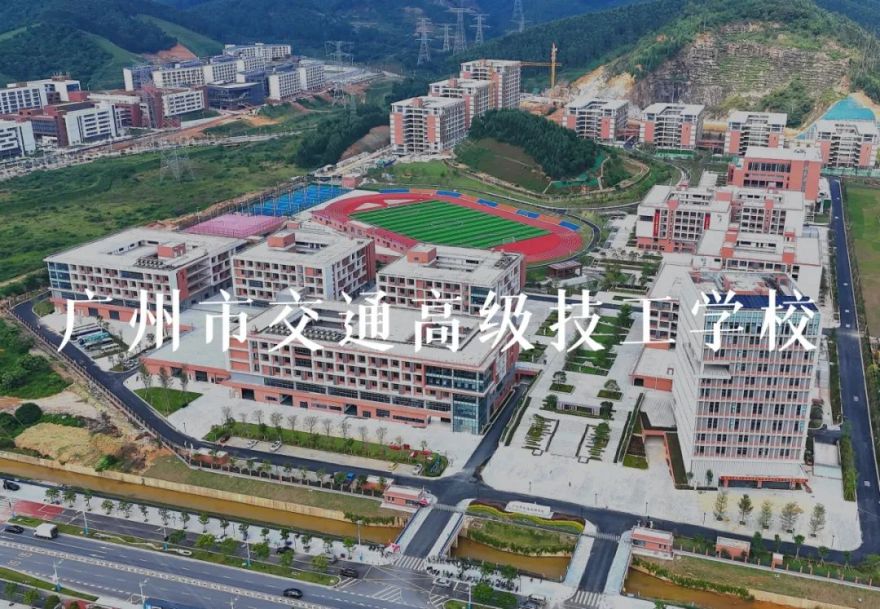 项目进展|大宸设计·中鹏数字化新工厂顺利完成主体结构封顶-36