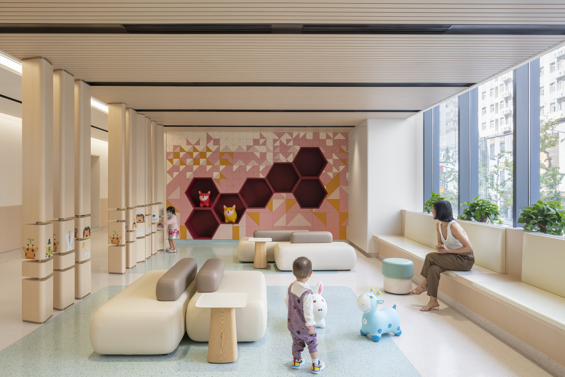 Chengdu Angel Maternity Clinic | Woods Bagot-6