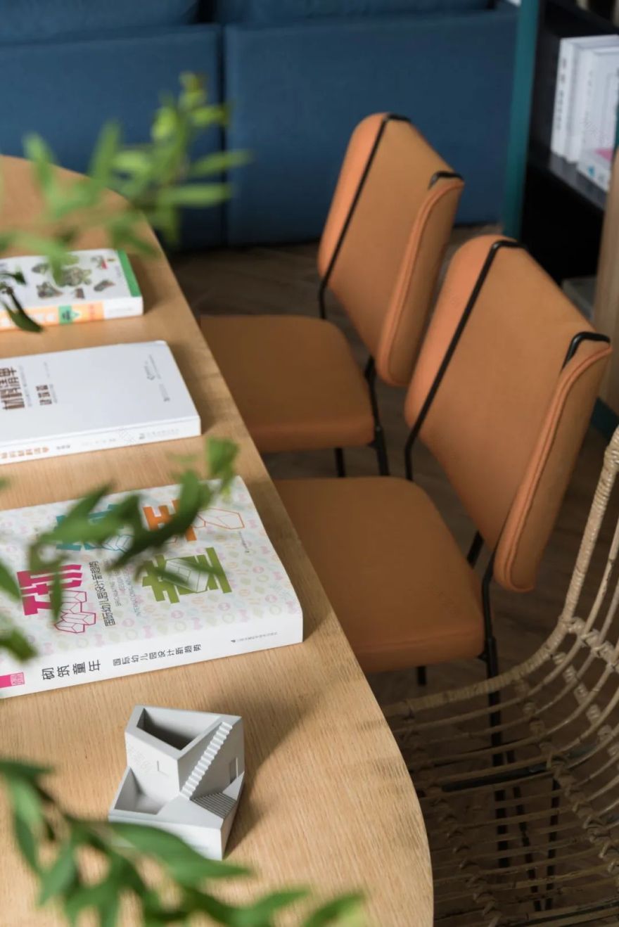 一套房改两套,全屋十几种颜色还想让客厅"裸奔" | 南也设计-25