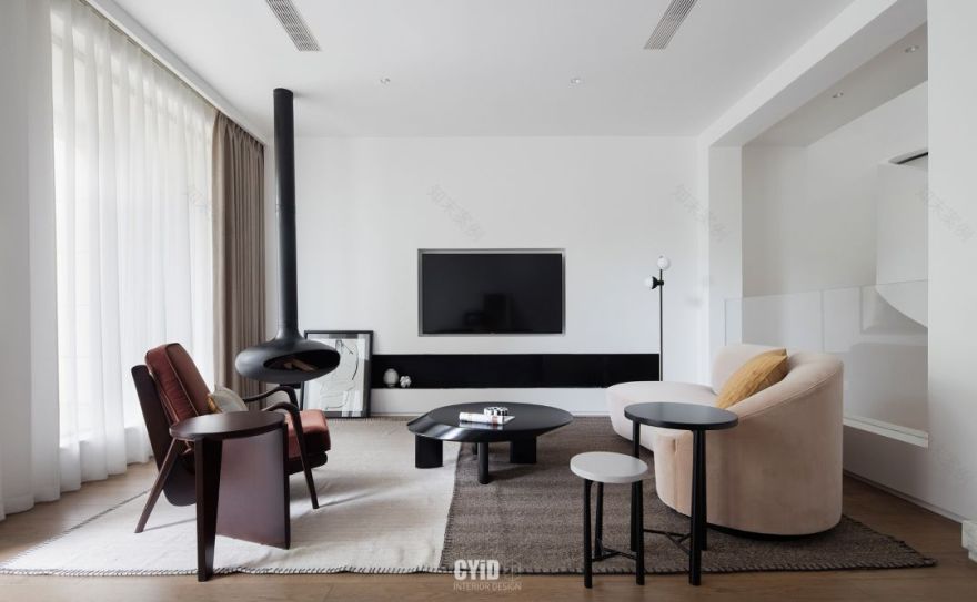 旋转艺术楼梯 x Mid-Century 家居风,打造治愈系生活空间-10