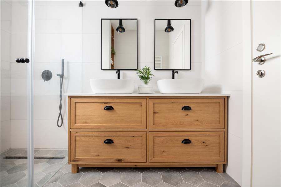 狭长的拉脱维亚式公寓精致设计丨室内设计师塔利·科恩·利德-52