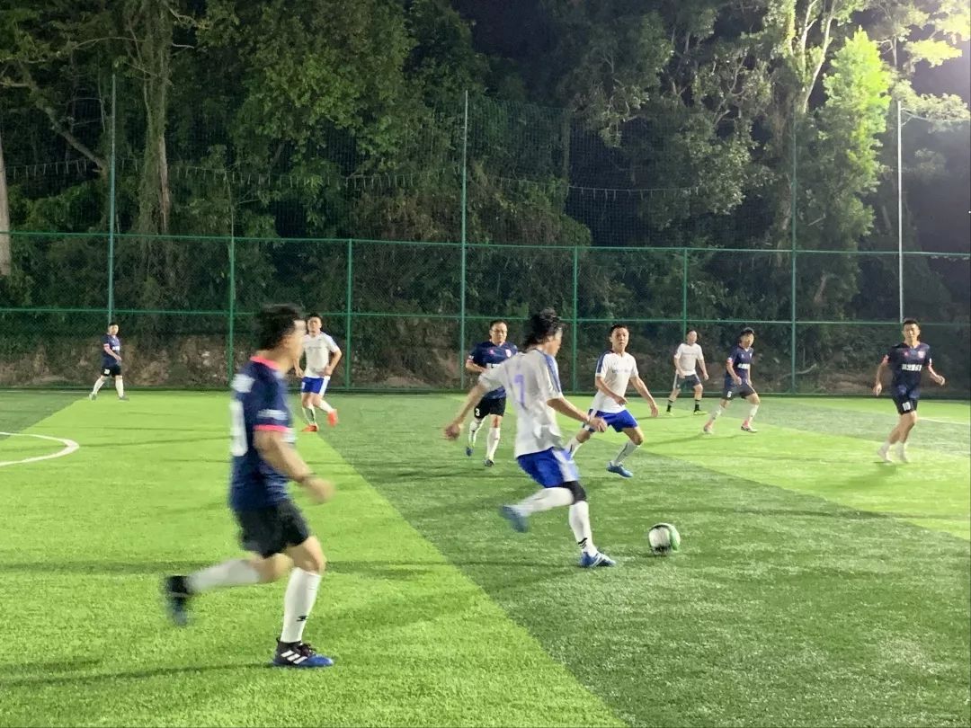 特斯拉蔚来足球友谊赛,激情四溢的设计师生活-12