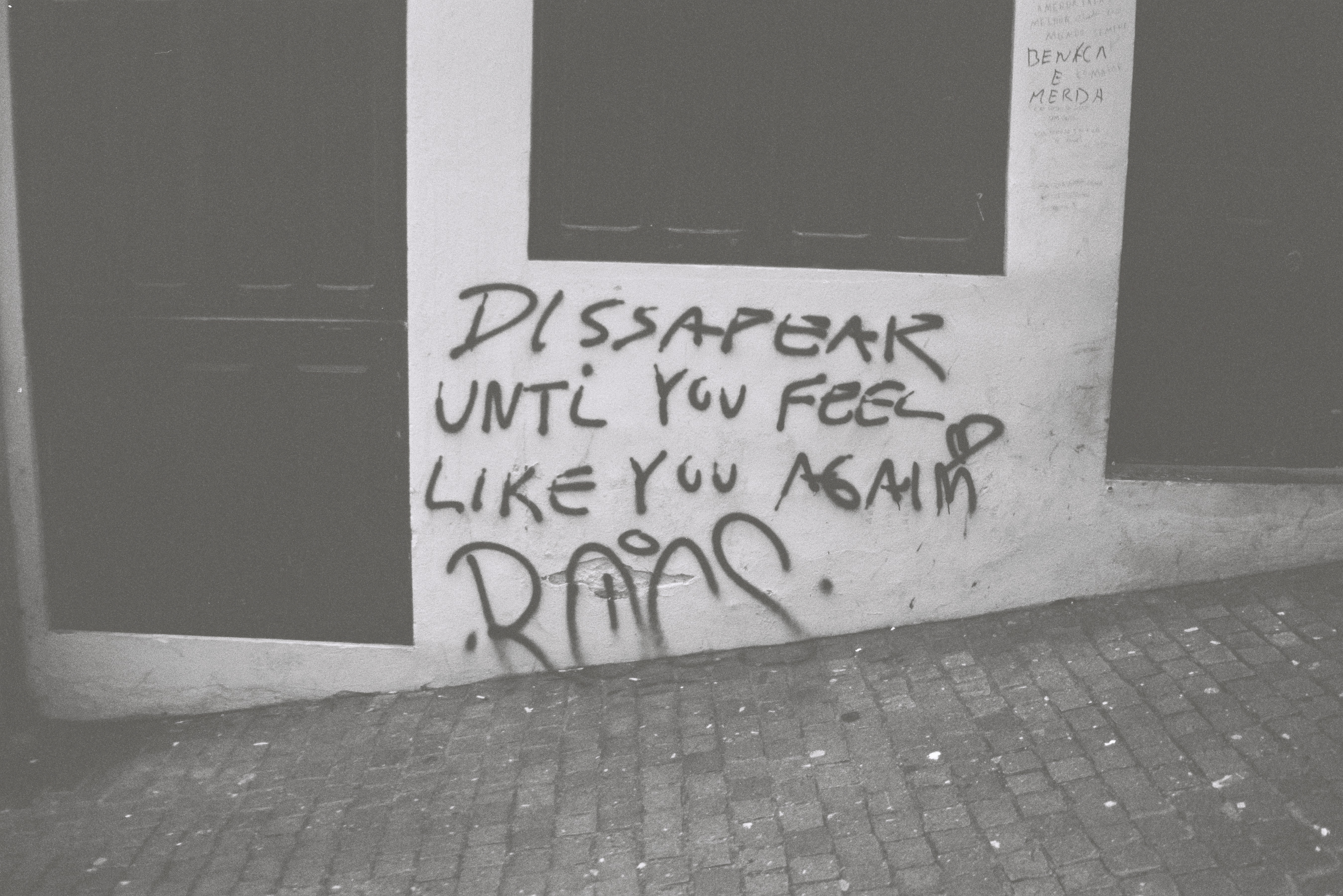 STREET PHOTOGRAPHY - 10 / PORTO-22