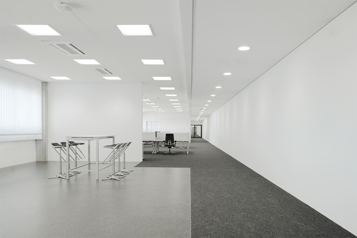 戴姆勒辛德芬根车辆安全技术中心丨德国-11