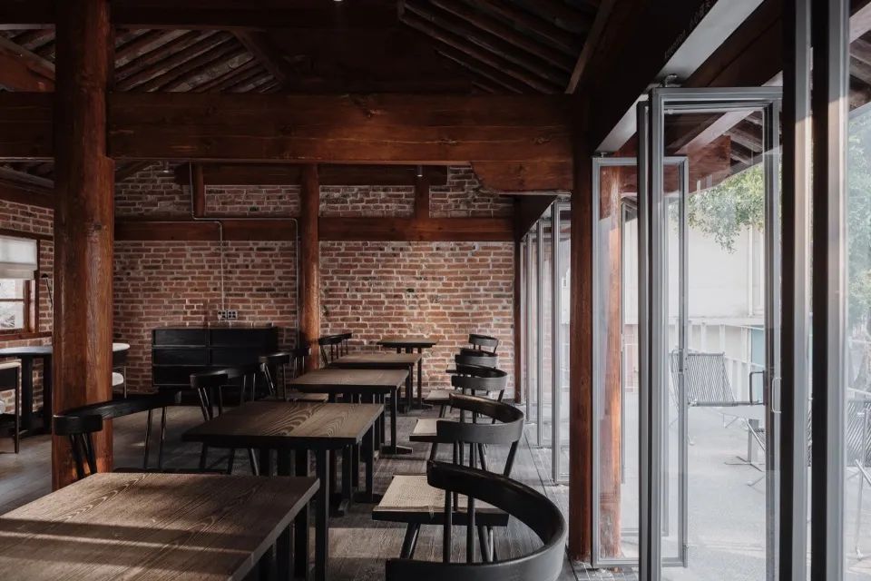 拾号建筑｜气味咖啡：旧房新生-92