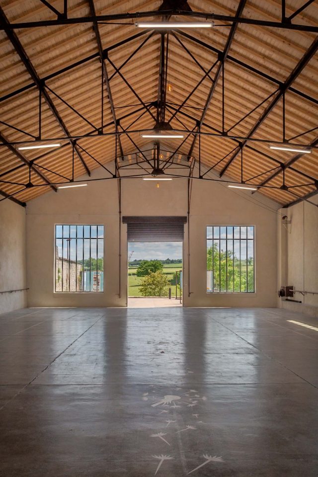 Luzy有顶市场及其周边区域改造项目丨法国丨Atelier d'architecture Bentejac-1