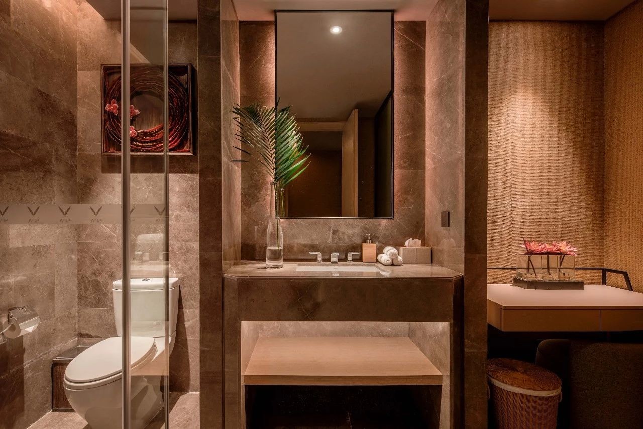 闹市中的木系SPA-33