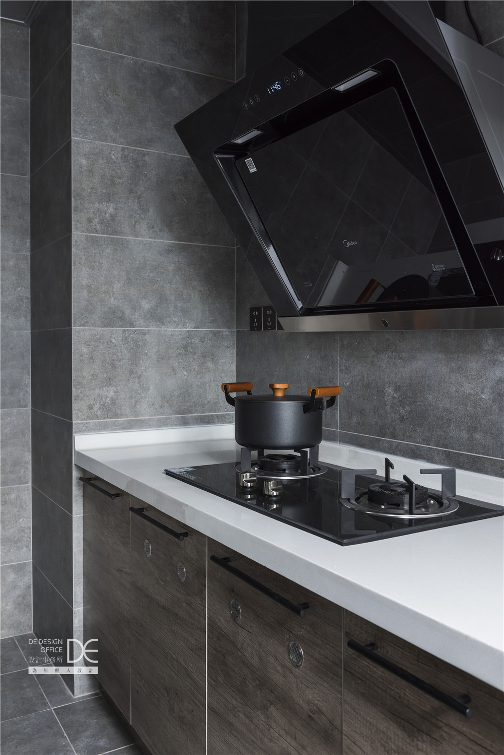 独享自由,极致黑白灰-41