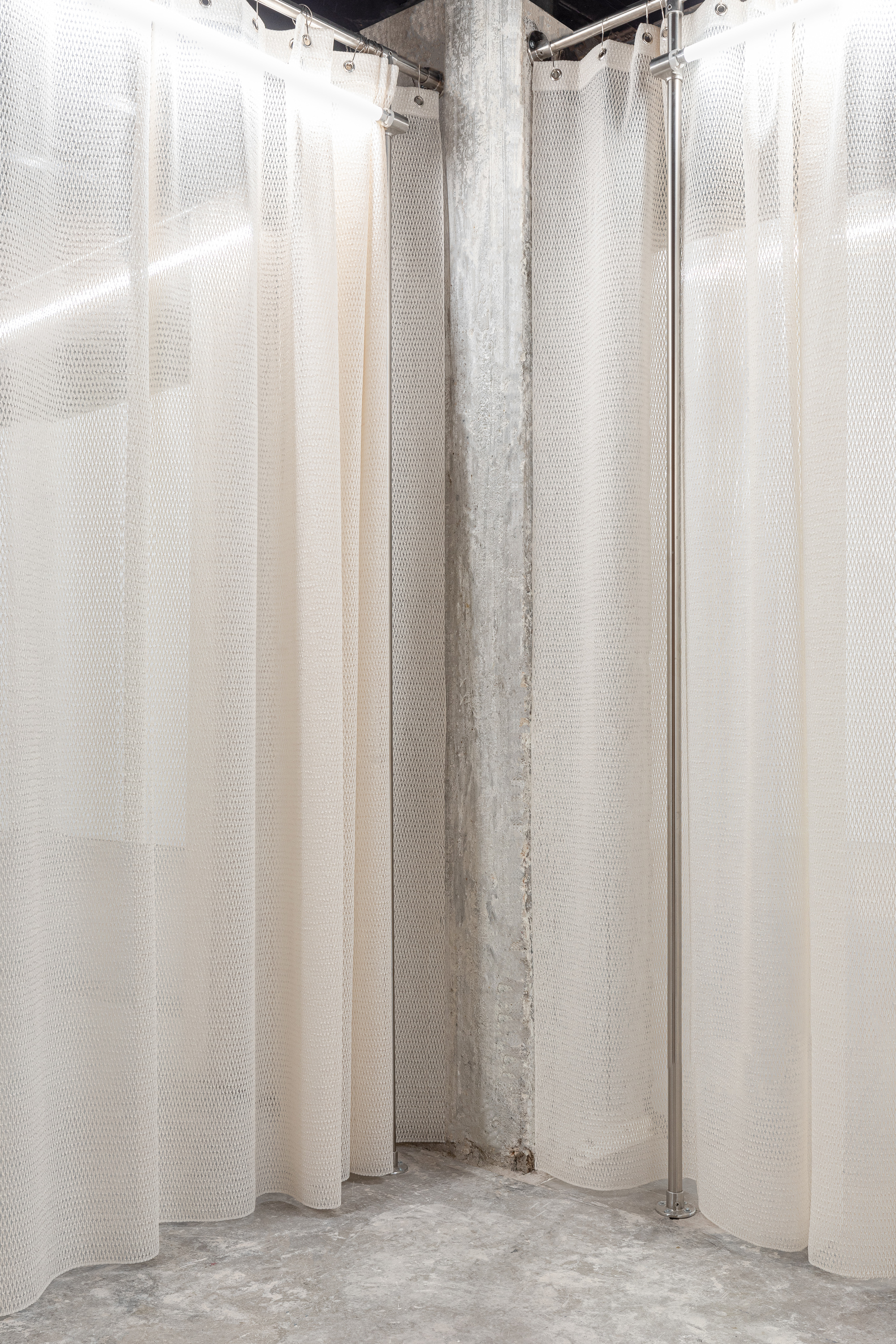 黑曜石画廊丨比利时丨Midnight Green-24