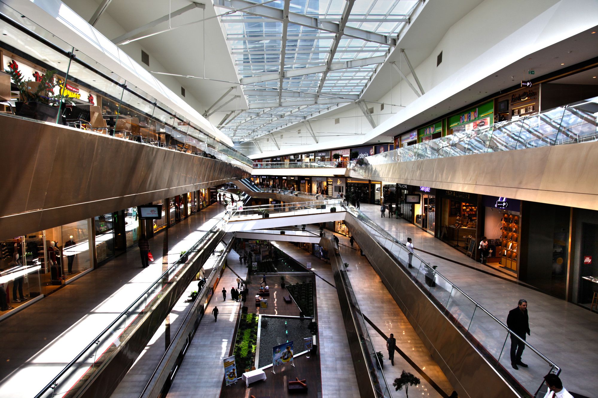 土耳其伊斯坦布尔 Buyaka 购物中心 | 简约设计，真实表达-36