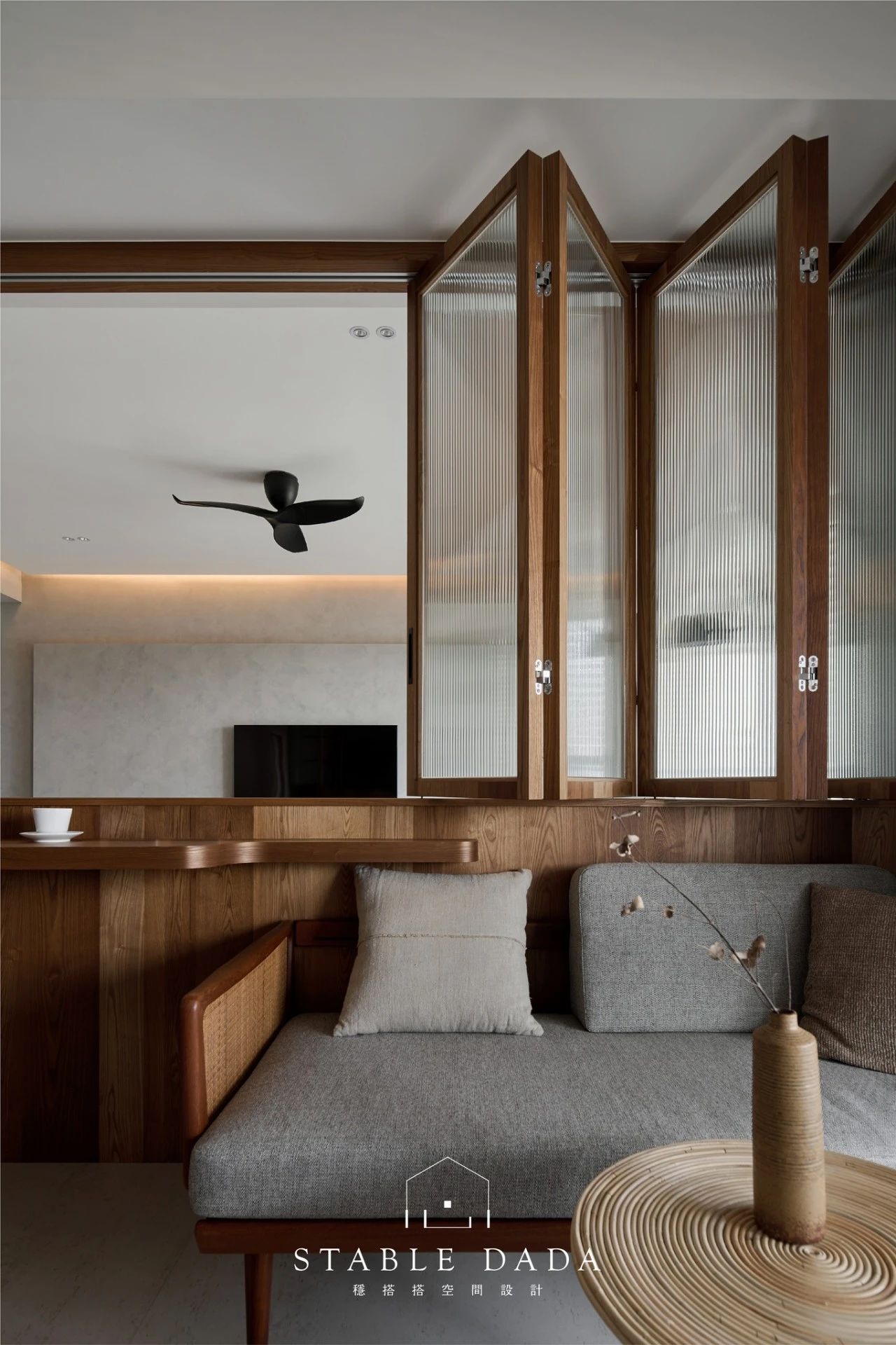 台北黑胡桃木小豪宅丨中国台北-23