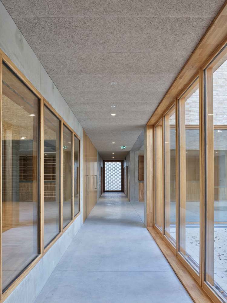 法国白色石文化中心丨RAUM-36