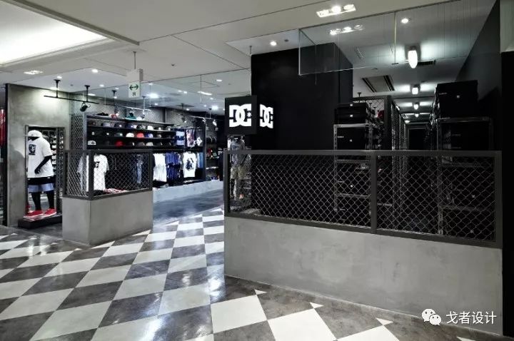 DC SHOES 旗舰店 | “滑板公园”风格的不锈钢丝网空间设计-10