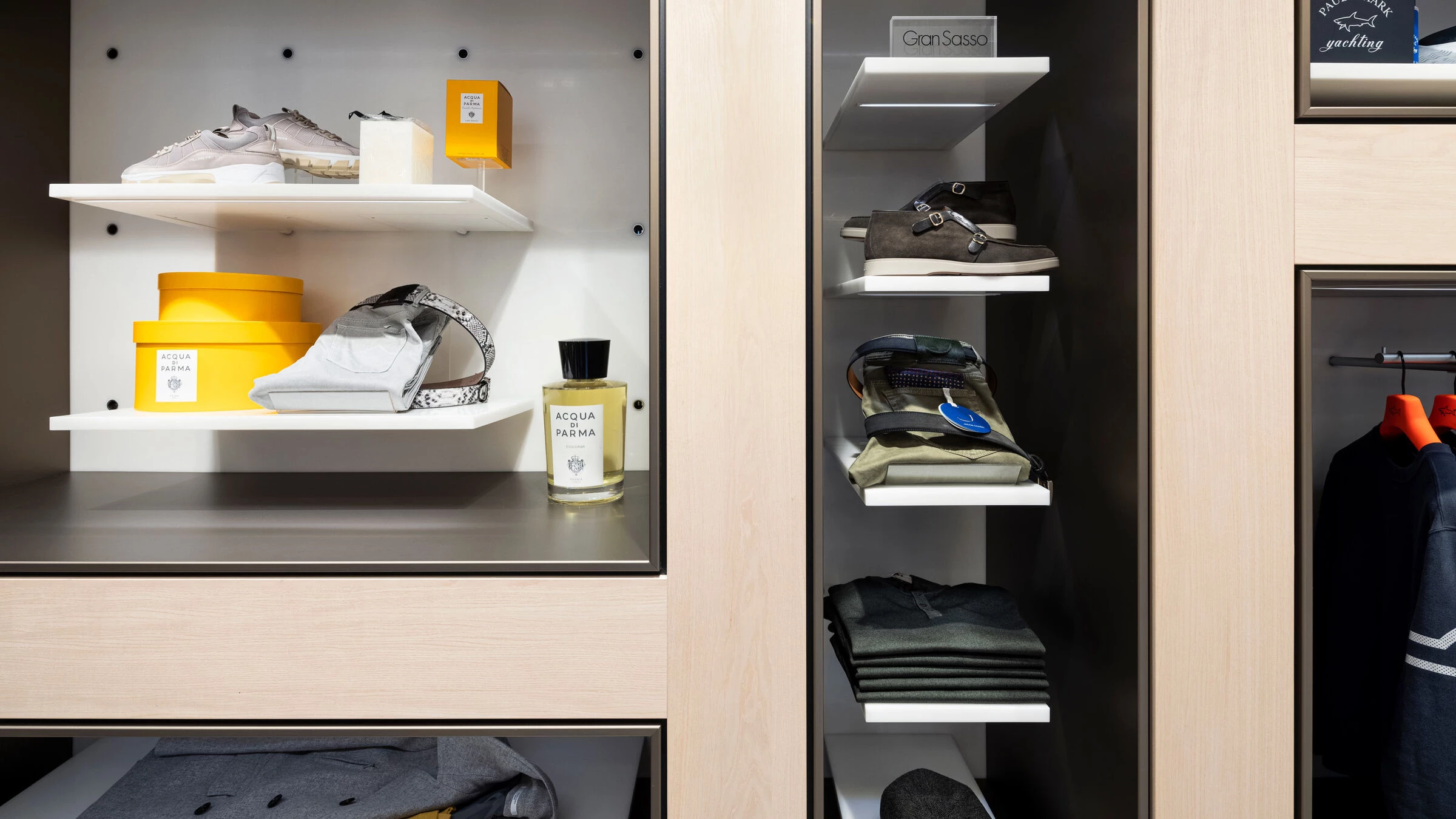 零重力鞋 platforms 打造独特购物体验丨Netherlands丨EGM architects-16