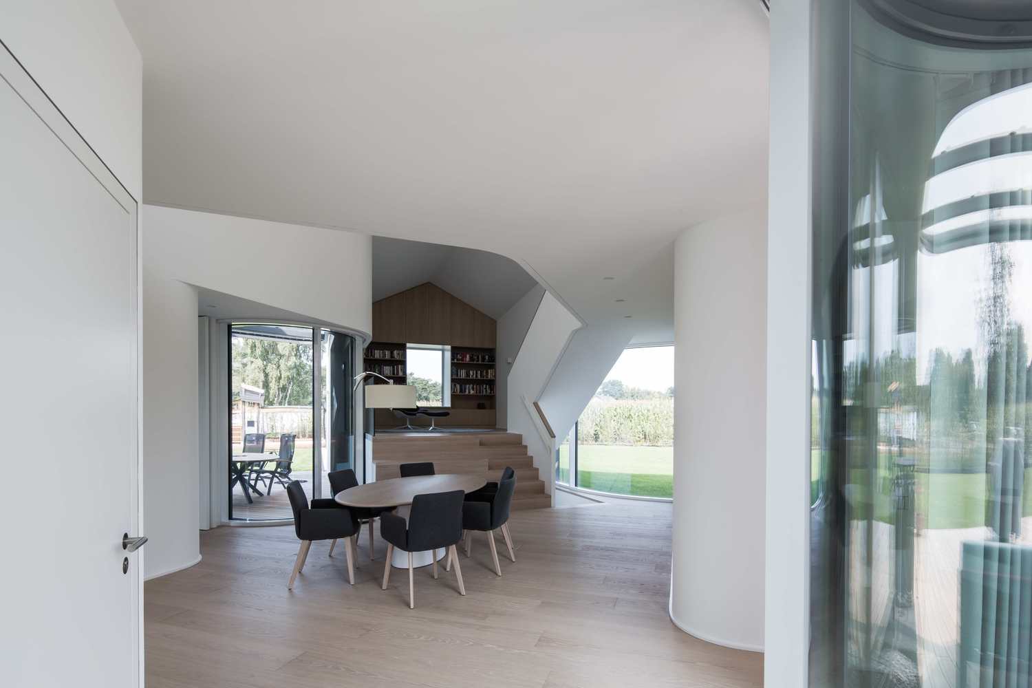 德国小镇边缘的参数化设计之家-56