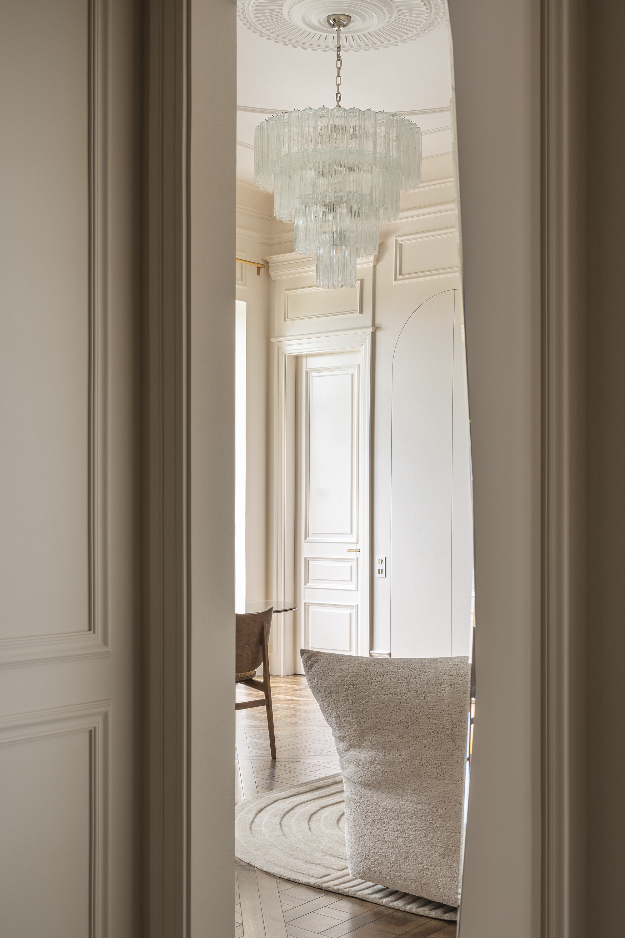 美好时代、装饰艺术、中世纪现代主义与粗野主义公寓丨乌克兰丨Yana Molodykh-15