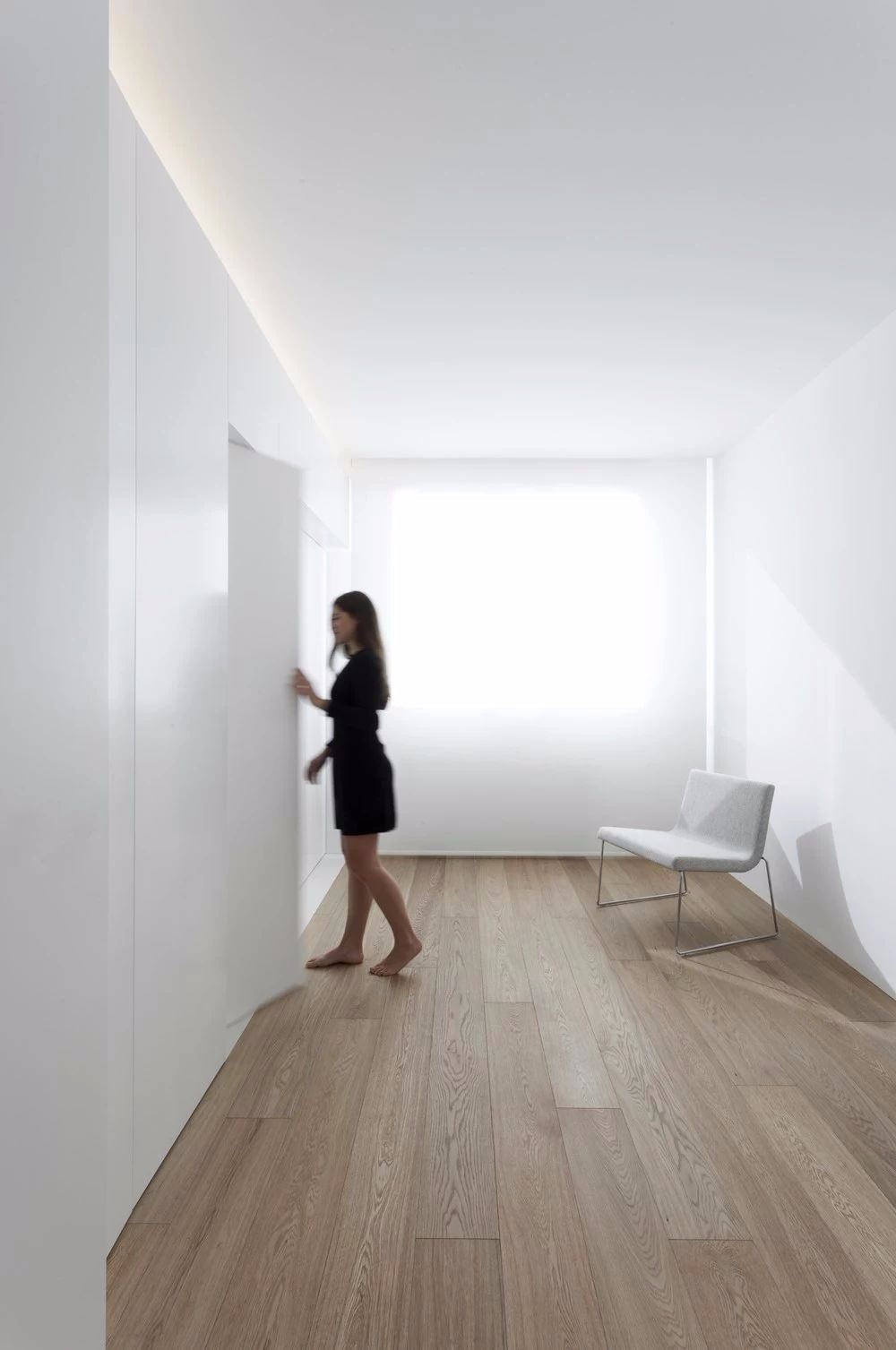 120平米的极简白公寓，用上灯带更美了！-43