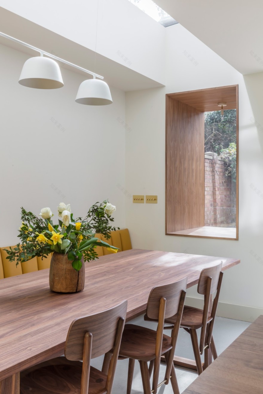 伦敦西部的黄铜房子-3