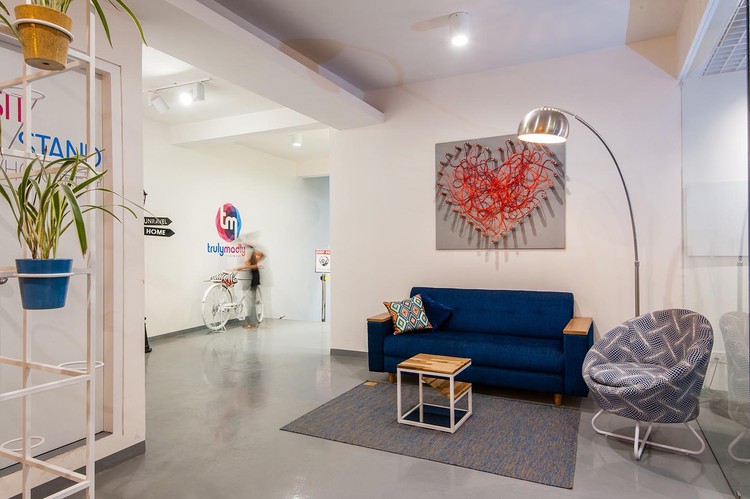 印度最大约会应用公司创意办公室设计-44