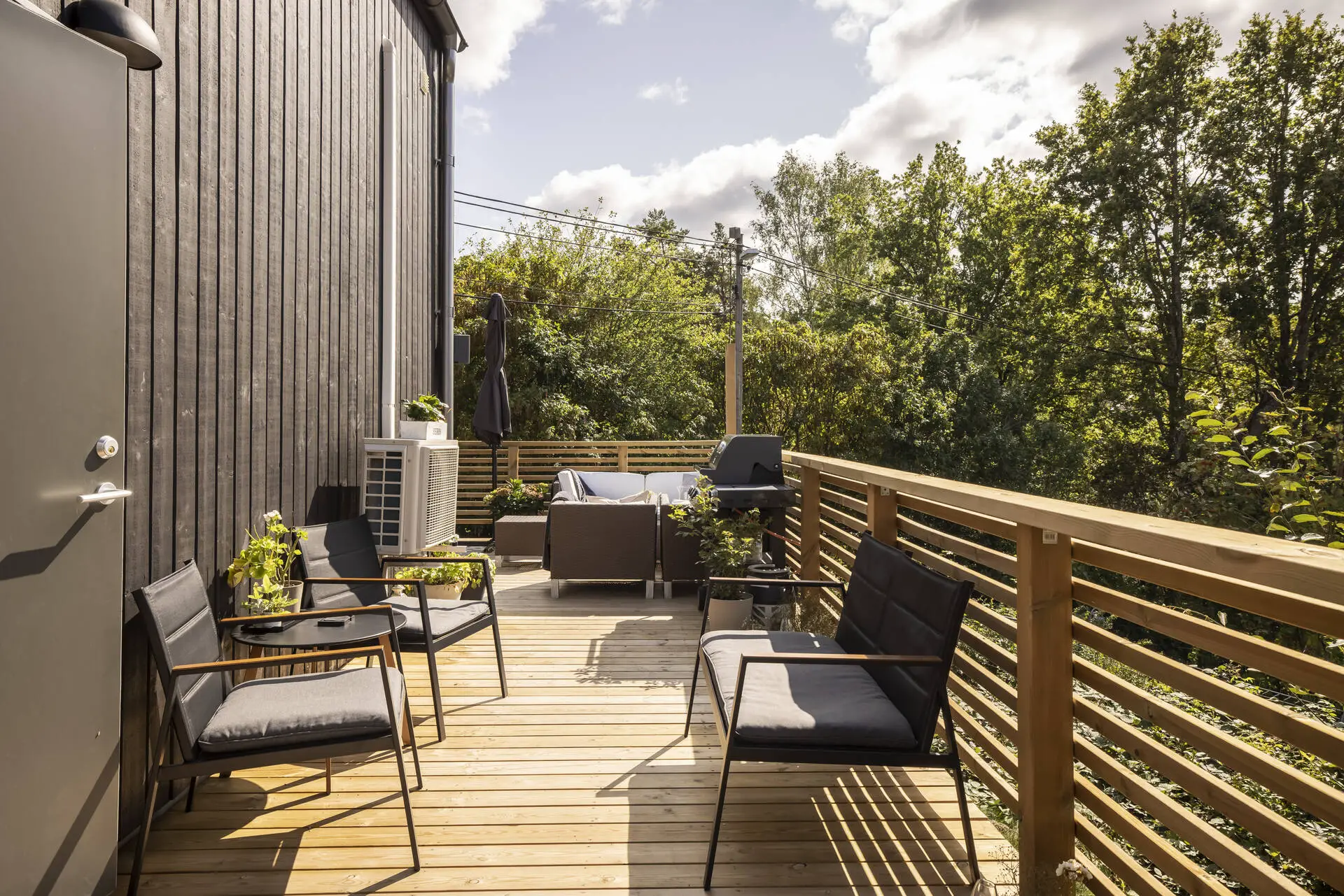 33m2 迷你木屋 | 小空间,大设计-16