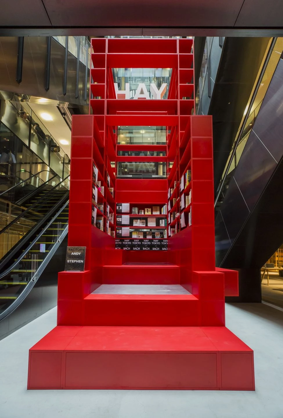 东京 HAY 旗舰店 | 灵活可变的家具系统空间-43